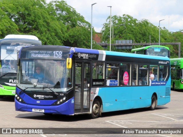 Arriva 3120 na cidade de Leicester, Leicestershire, Inglaterra, por Fábio Takahashi Tanniguchi. Número da foto: #12251342.