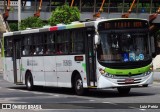 Viação Nossa Senhora de Lourdes B58098 na cidade de Rio de Janeiro, Rio de Janeiro, Brasil, por Luiz Petriz. Número da foto: #:id.