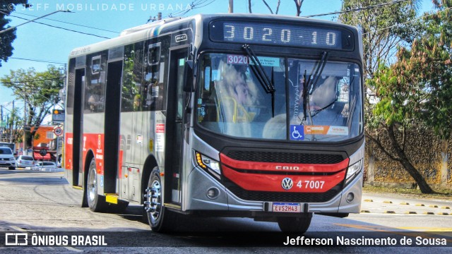 Pêssego Transportes 4 7007 na cidade de São Paulo, São Paulo, Brasil, por Jefferson Nascimento. Número da foto: #12252830.