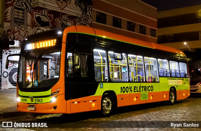 Viação Globo 21143 na cidade de Belo Horizonte, Minas Gerais, Brasil, por Ryan Santos. Número da foto: #12253315.