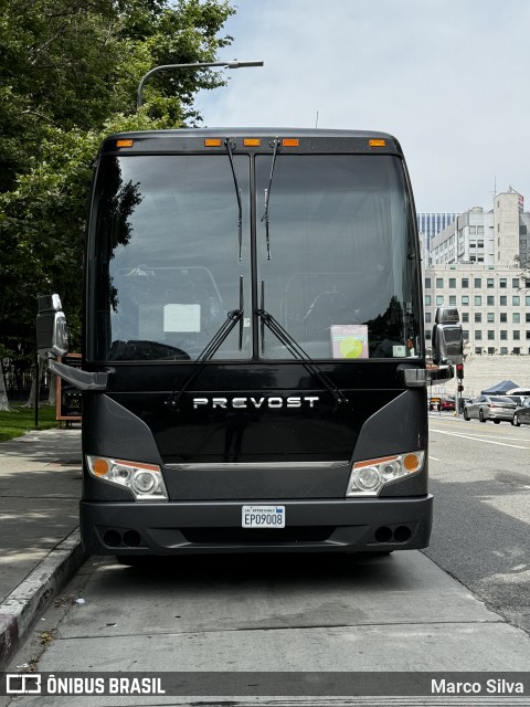 Private Buses - Buses without visible identification 9008 na cidade de Los Angeles, California, Estados Unidos, por Marco Silva. Número da foto: #12254824.