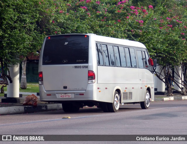 Ônibus Particulares NOQ8792 na cidade de Manaus, Amazonas, Brasil, por Cristiano Eurico Jardim. Número da foto: #12253123.