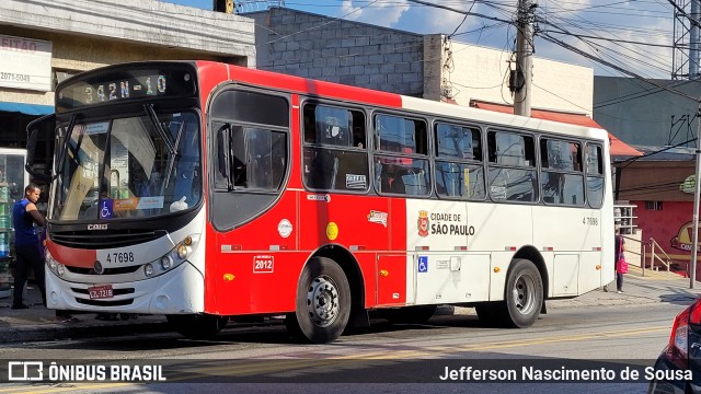 Pêssego Transportes 4 7698 na cidade de São Paulo, São Paulo, Brasil, por Jefferson Nascimento. Número da foto: #12252855.