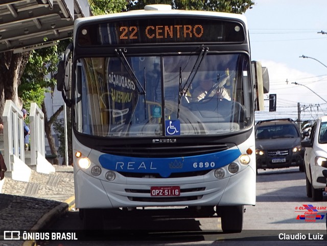 Viação Real - Varginha 6890 na cidade de Varginha, Minas Gerais, Brasil, por Claudio Luiz. Número da foto: #12255513.