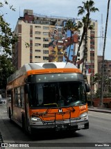 LACMTA - Los Angeles County Metropolitan Transportation Authority 5878 na cidade de Los Angeles, California, Estados Unidos, por Marco Silva. Número da foto: #12254835.