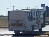 Ônibus Particulares 5H06 na cidade de Cristalina, Goiás, Brasil, por Richard Wagner. Número da foto: #12253612.