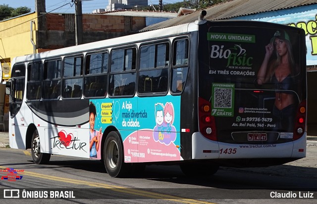 Trectur 1435 na cidade de Três Corações, Minas Gerais, Brasil, por Claudio Luiz. Número da foto: #12258877.