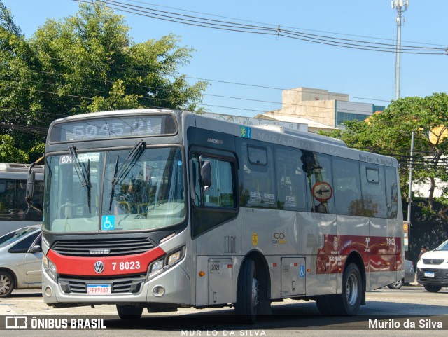 Transwolff Transportes e Turismo 7 8023 na cidade de São Paulo, São Paulo, Brasil, por Murilo da Silva. Número da foto: #12256180.