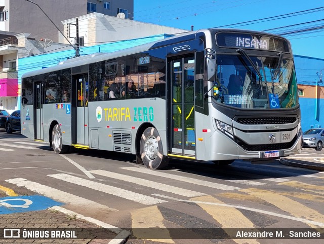 New Hope 2501 na cidade de Palmas, Paraná, Brasil, por Alexandre M.  Sanches. Número da foto: #12257743.