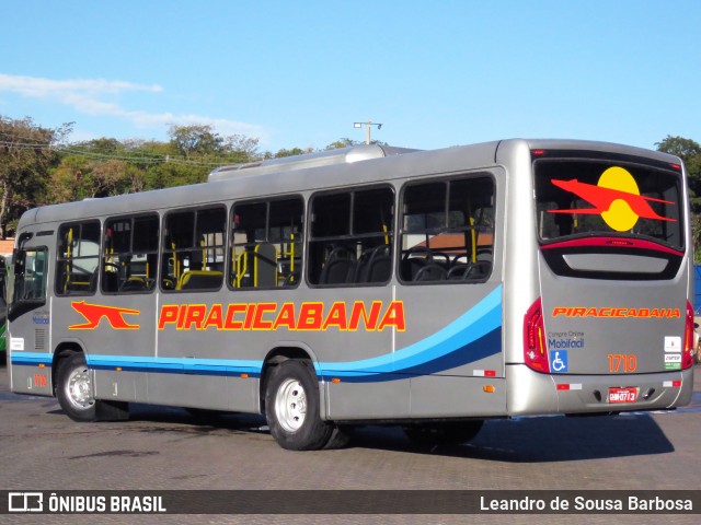 Viação Piracicabana 1710 na cidade de Bauru, São Paulo, Brasil, por Leandro de Sousa Barbosa. Número da foto: #12217932.