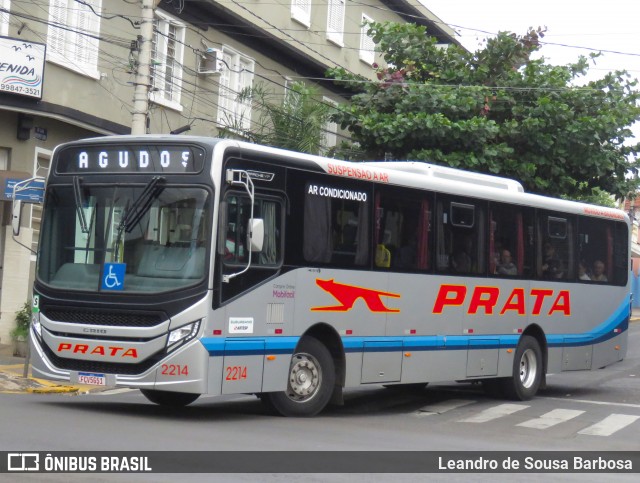 Expresso de Prata 2214 na cidade de Bauru, São Paulo, Brasil, por Leandro de Sousa Barbosa. Número da foto: #12216631.