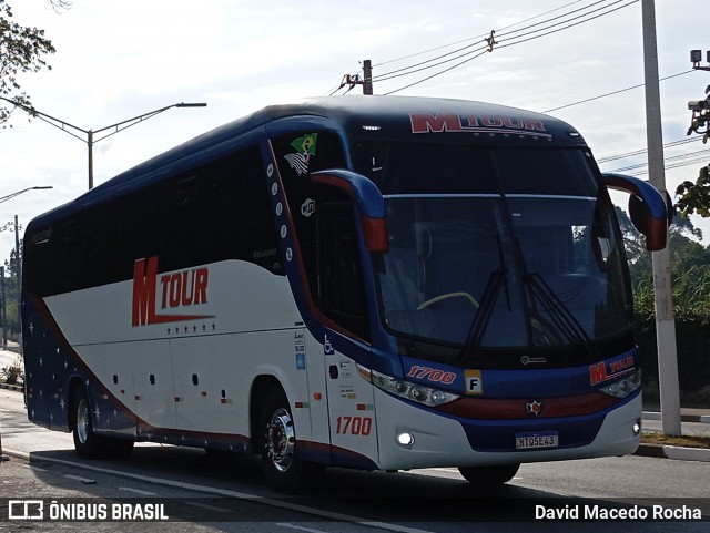 Muralha Tour Transportes e Turismo 1700 na cidade de Cotia, São Paulo, Brasil, por David Macedo Rocha. Número da foto: #12216060.