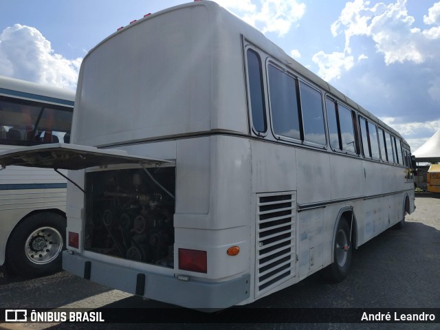 Ônibus Particulares BTT6E36 na cidade de Santa Rita do Passa Quatro, São Paulo, Brasil, por André Leandro. Número da foto: #12216071.