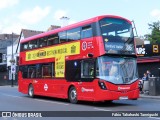 Stagecoach 82025 na cidade de Romford, Essex, Inglaterra, por Fábio Takahashi Tanniguchi. Número da foto: #12217105.