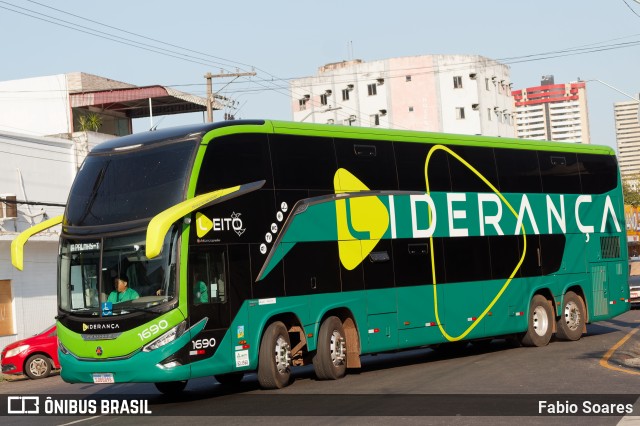 Liderança Turismo 1690 na cidade de Belém, Pará, Brasil, por Fabio Soares. Número da foto: #12263679.