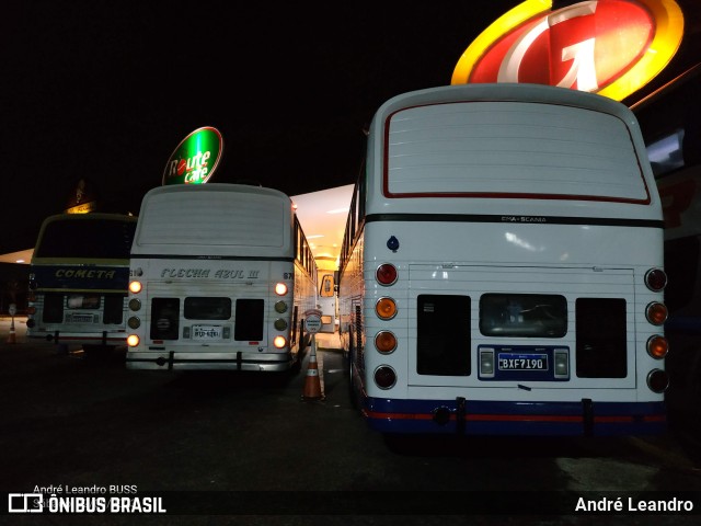 Ônibus Particulares 5986 na cidade de Limeira, São Paulo, Brasil, por André Leandro. Número da foto: #12263259.