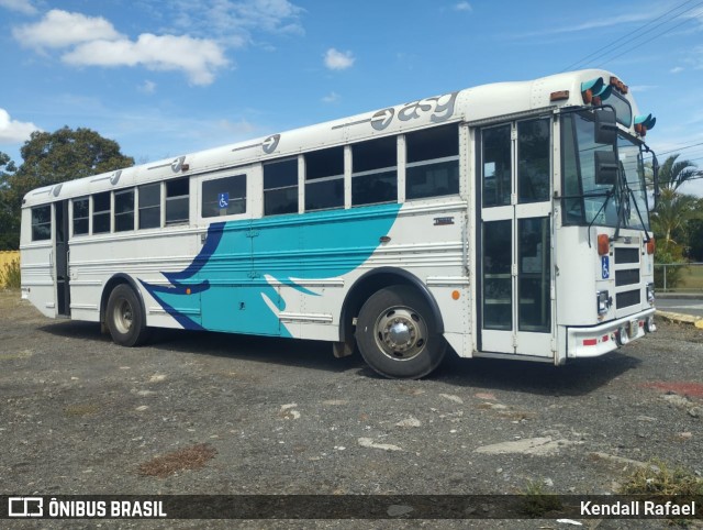 Autotransportes Santa Gertrudis Grecia 03 na cidade de Grecia, Grecia, Alajuela, Costa Rica, por Kendall Rafael. Número da foto: #12262384.