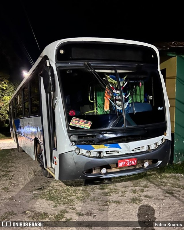 Ônibus Particulares 487 na cidade de Bragança, Pará, Brasil, por Fabio Soares. Número da foto: #12264070.