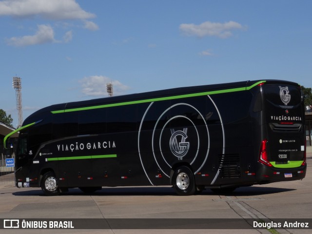 Viação Garcia 92030 na cidade de Curitiba, Paraná, Brasil, por Douglas Andrez. Número da foto: #12262610.