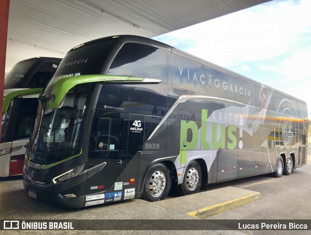 Viação Garcia 88008 na cidade de Sombrio, Santa Catarina, Brasil, por Lucas Pereira Bicca. Número da foto: #12265419.