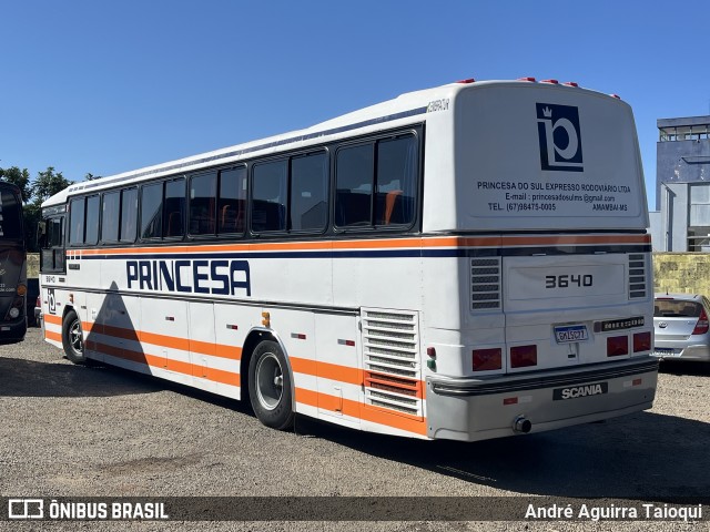 Ônibus Particulares 3640 na cidade de Londrina, Paraná, Brasil, por André Aguirra Taioqui. Número da foto: #12265852.