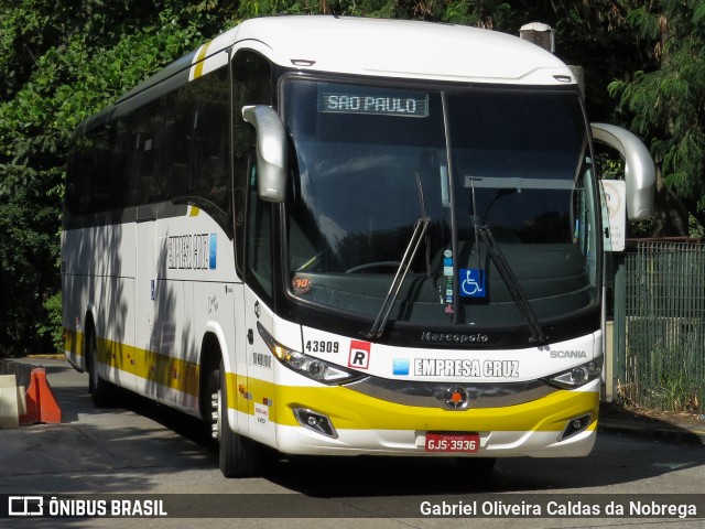 Empresa Cruz 43909 na cidade de São Paulo, São Paulo, Brasil, por Gabriel Oliveira Caldas da Nobrega. Número da foto: #12265956.