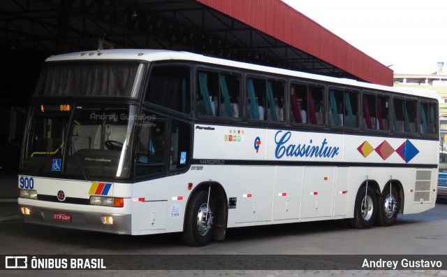 Cassintur 900 na cidade de Carandaí, Minas Gerais, Brasil, por Andrey Gustavo. Número da foto: #12266877.