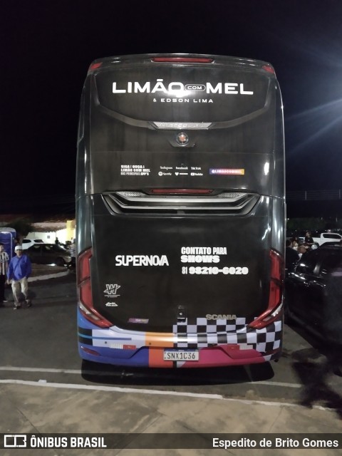 Banda Limão com Mel 1236 na cidade de Conceição do Canindé, Piauí, Brasil, por Espedito de Brito Gomes. Número da foto: #12267462.