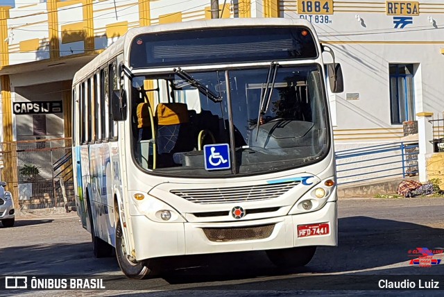 Empresa de Transportes Coutinho 5040 na cidade de Três Corações, Minas Gerais, Brasil, por Claudio Luiz. Número da foto: #12269416.