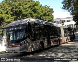 Viação Metrópole Paulista - Zona Sul 7 3302 na cidade de São Paulo, São Paulo, Brasil, por Gilberto Mendes dos Santos. Número da foto: #:id.