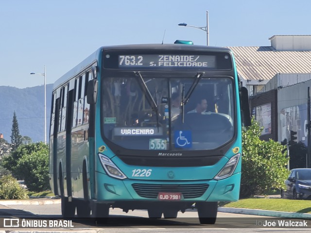 Transporte Coletivo Estrela 1226 na cidade de São José, Santa Catarina, Brasil, por Joe Walczak. Número da foto: #12271251.