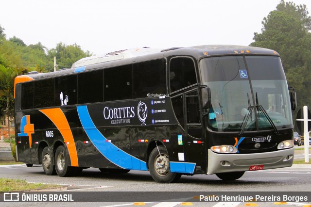 Corttes Transportes Executivos 6005 na cidade de Barra do Piraí, Rio de Janeiro, Brasil, por Paulo Henrique Pereira Borges. Número da foto: #12271795.