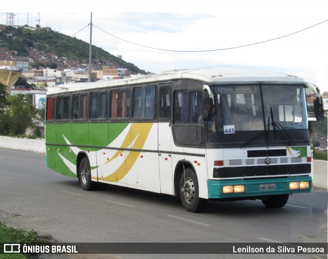Ônibus Particulares 2948 na cidade de Caruaru, Pernambuco, Brasil, por Lenilson da Silva Pessoa. Número da foto: #12272445.