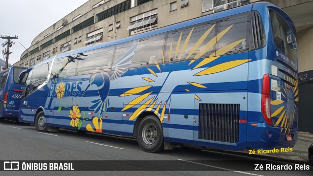 Via Flores Viagens LSO8889 na cidade de Petrópolis, Rio de Janeiro, Brasil, por Zé Ricardo Reis. Número da foto: #12271413.