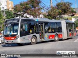 Express Transportes Urbanos Ltda 4 8899 na cidade de São Paulo, São Paulo, Brasil, por Gustavo  Bonfate. Número da foto: #:id.