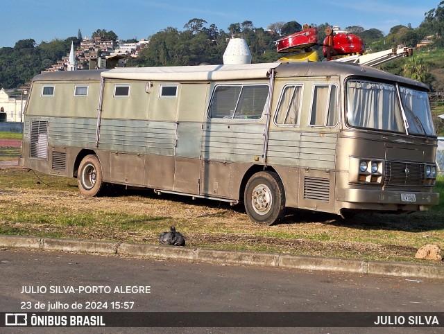 Motorhomes 0463 na cidade de Porto Alegre, Rio Grande do Sul, Brasil, por JULIO SILVA. Número da foto: #12274917.