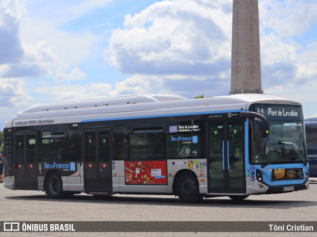 RATP - Régie Autonome des Transports Parisiens 1457 na cidade de Paris, Île-de-France, França, por Tôni Cristian. Número da foto: #12274726.