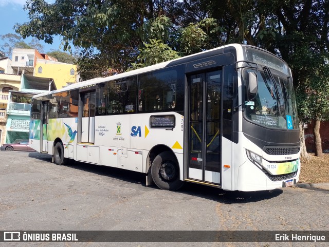 Viação Guaianazes 01 124 na cidade de Santo André, São Paulo, Brasil, por Erik Henrique. Número da foto: #12275057.