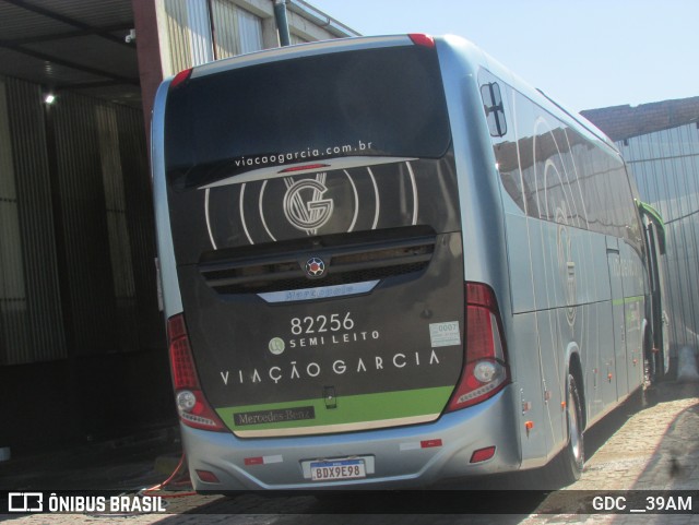 Viação Garcia 82256 na cidade de Curitiba, Paraná, Brasil, por GDC __39AM. Número da foto: #12275903.