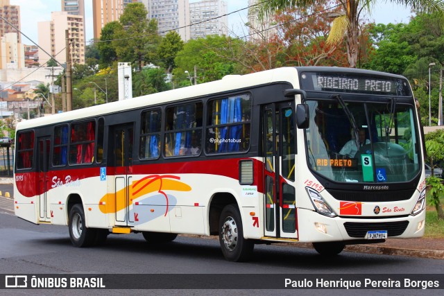 Viação São Bento Ribeirão Preto 15195 na cidade de Ribeirão Preto, São Paulo, Brasil, por Paulo Henrique Pereira Borges. Número da foto: #12276928.