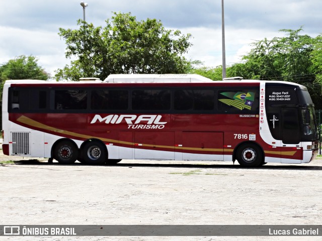 Miral Tur 7816 na cidade de Juazeiro do Norte, Ceará, Brasil, por Lucas Gabriel. Número da foto: #12275876.