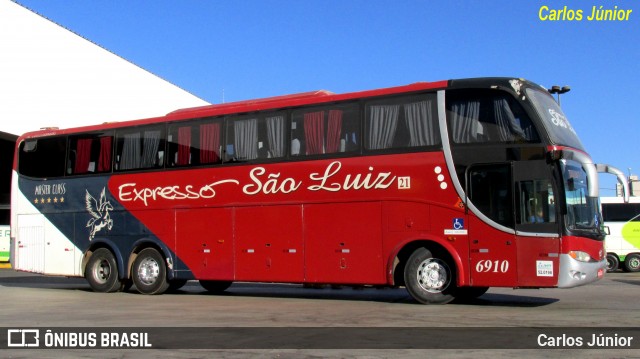 Expresso São Luiz 6910 na cidade de Goiânia, Goiás, Brasil, por Carlos Júnior. Número da foto: #12279004.