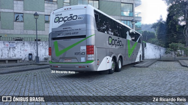 Nova Opção Turismo 1850 na cidade de Petrópolis, Rio de Janeiro, Brasil, por Zé Ricardo Reis. Número da foto: #12278712.
