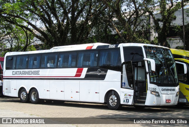 Auto Viação Catarinense 2850 na cidade de São Paulo, São Paulo, Brasil, por Luciano Ferreira da Silva. Número da foto: #12278092.
