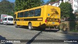 Prefeitura Municipal de Itaboraí ESCOLAR RJM9I85 na cidade de Petrópolis, Rio de Janeiro, Brasil, por Zé Ricardo Reis. Número da foto: #12278700.