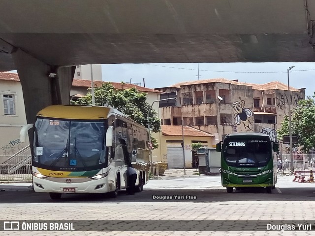 Empresa Gontijo de Transportes 19540 na cidade de Belo Horizonte, Minas Gerais, Brasil, por Douglas Yuri. Número da foto: #12281296.
