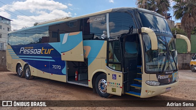 Pessoatur 7070 na cidade de João Monlevade, Minas Gerais, Brasil, por Adrian Sena. Número da foto: #12282415.