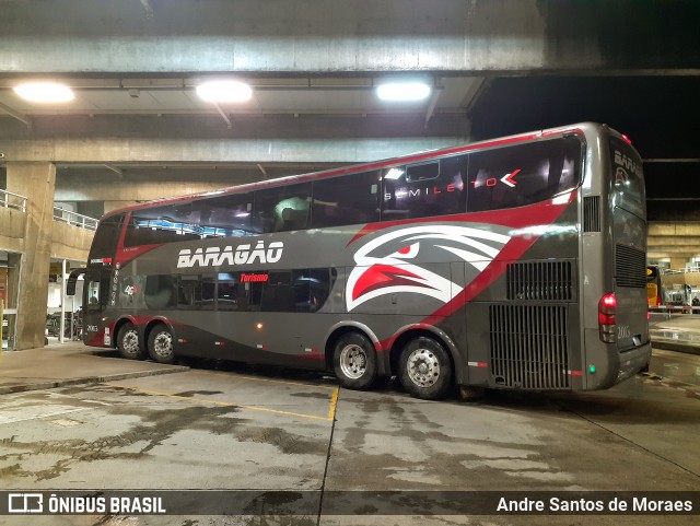 Baragão Turismo 2013 na cidade de Curitiba, Paraná, Brasil, por Andre Santos de Moraes. Número da foto: #12283326.