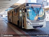 Empresa de Ônibus Campo Largo 22042 na cidade de Curitiba, Paraná, Brasil, por Julio Cesar Meneguetti. Número da foto: #:id.