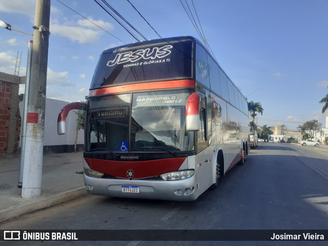 Ônibus Particulares 4921 na cidade de Curvelo, Minas Gerais, Brasil, por Josimar Vieira. Número da foto: #12287092.